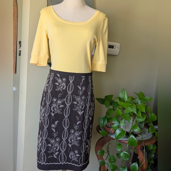 Grace Elements Women's Size 6 Brown Embroidered Knee Length Fully Lined Skirt - Picture 13 of 14